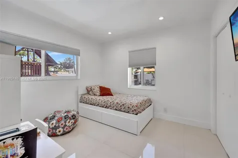 2506 NE 30th Street Fort Lauderdale FL 33306