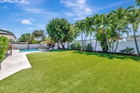 2506 NE 30th Street Fort Lauderdale FL 33306