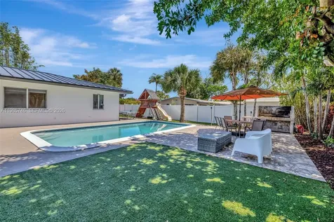2506 NE 30th Street Fort Lauderdale FL 33306