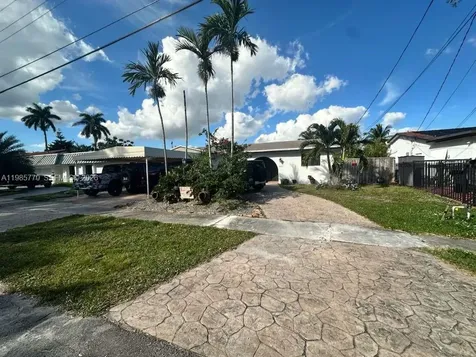 2827 Mckinley Street Hollywood FL 33020