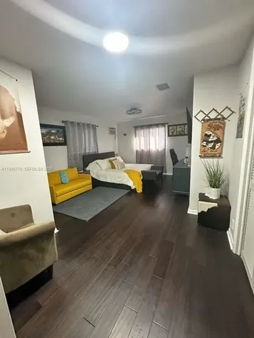 2827 Mckinley Street Hollywood FL 33020