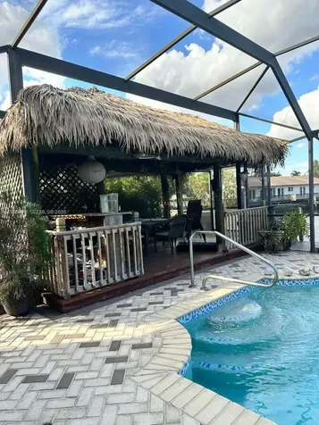 2827 Mckinley Street Hollywood FL 33020