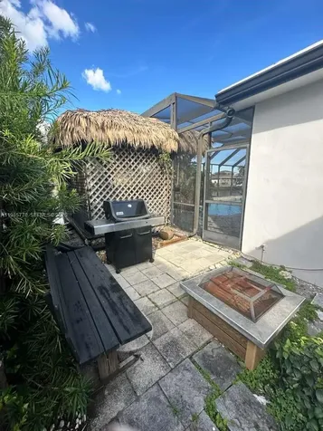 2827 Mckinley Street Hollywood FL 33020