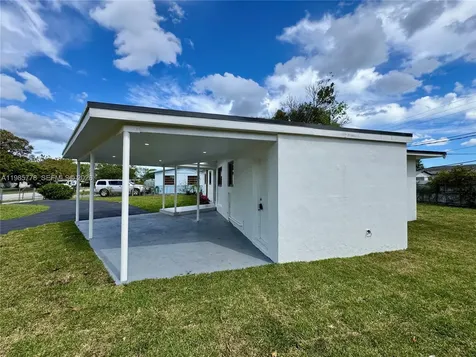3810 NW 173rd Terrace Miami Gardens FL 33055