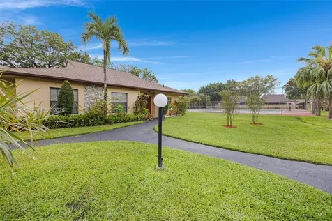 7506 SW 26th Court Davie FL 33314