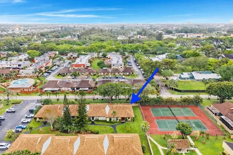 7506 SW 26th Court Davie FL 33314
