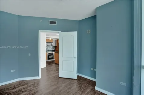 480 NE 30th Street Miami FL 33137