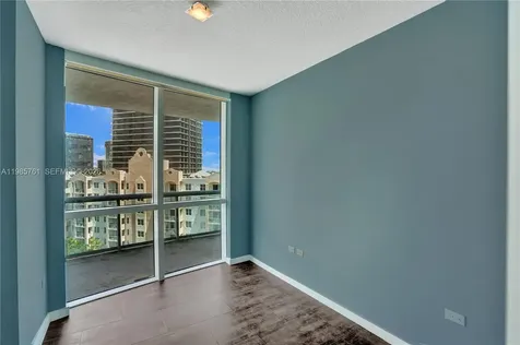 480 NE 30th Street Miami FL 33137
