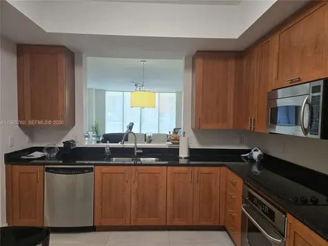 3340 NE 190th Street Aventura FL 33180