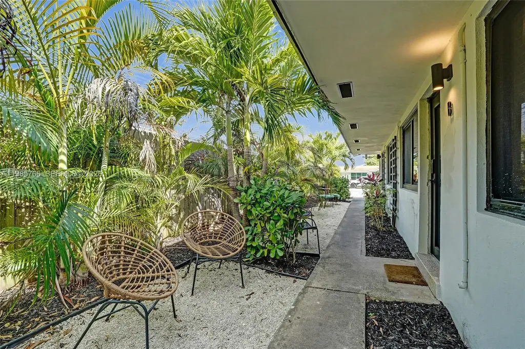 754 NE 40th Street Fort Lauderdale FL 33334