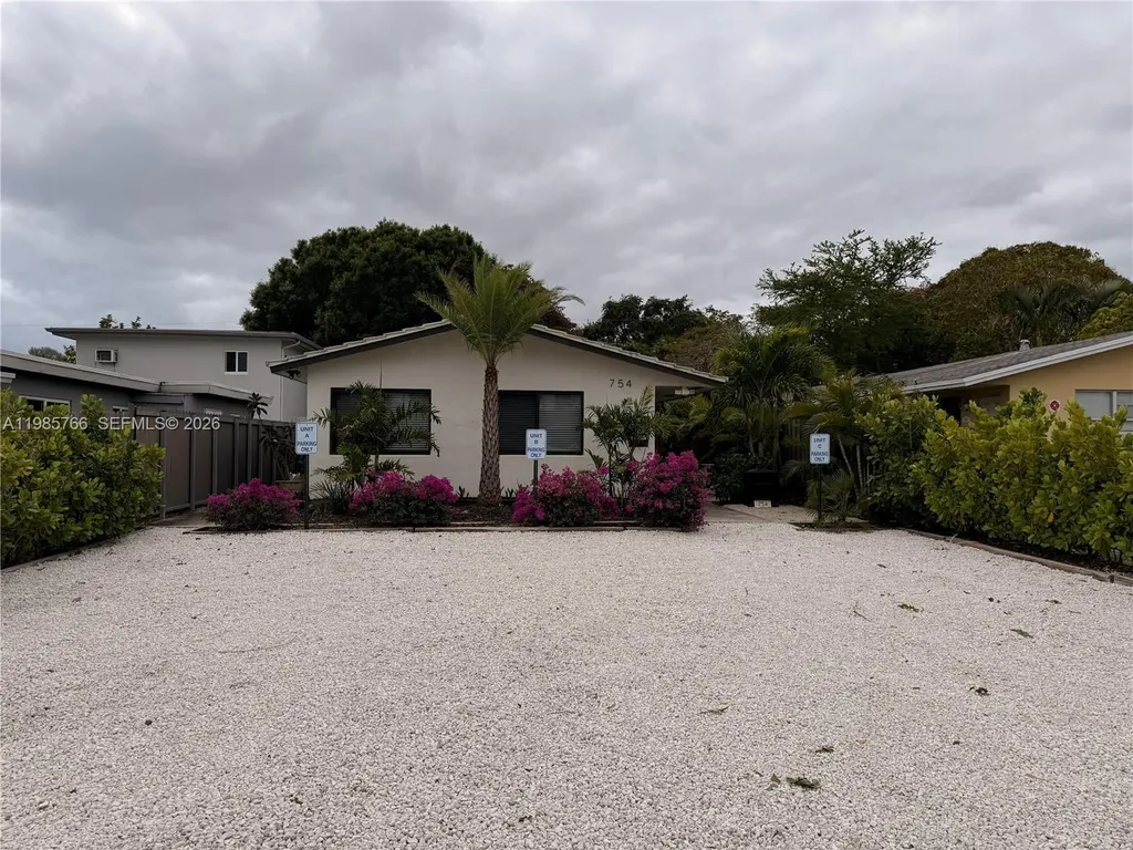 754 NE 40th Street Fort Lauderdale FL 33334