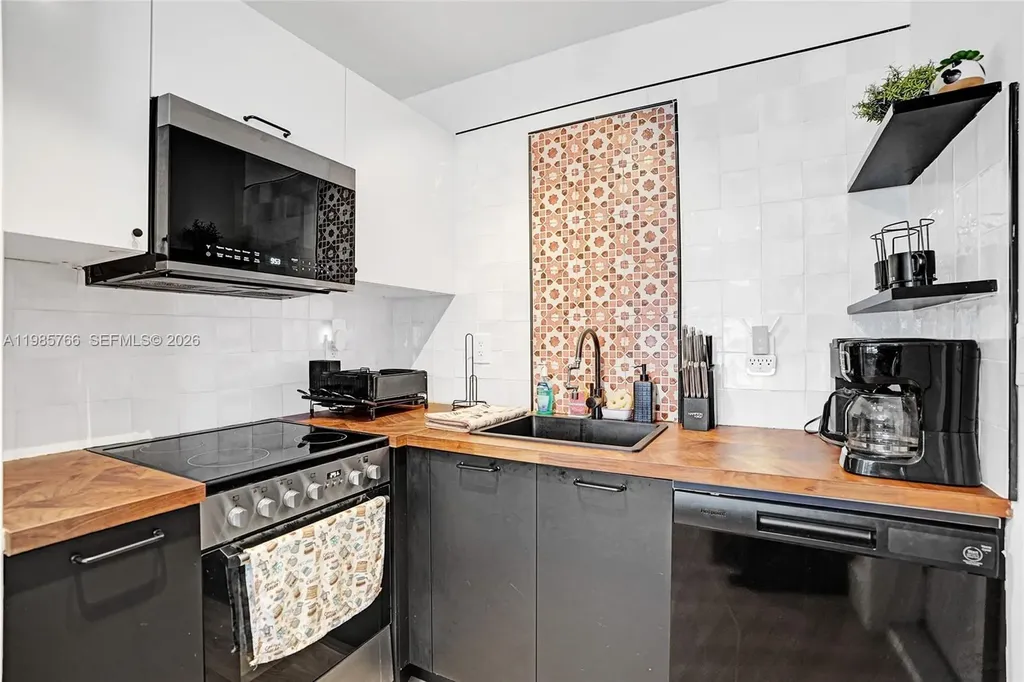 754 NE 40th Street Fort Lauderdale FL 33334