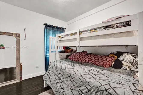1675 NE 160th Street North Miami Beach FL 33162
