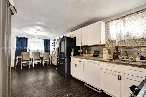 1675 NE 160th Street North Miami Beach FL 33162
