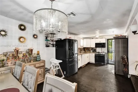 1675 NE 160th Street North Miami Beach FL 33162