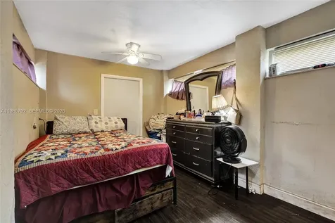 1675 NE 160th Street North Miami Beach FL 33162