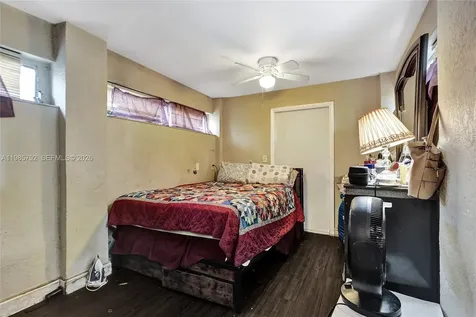 1675 NE 160th Street North Miami Beach FL 33162