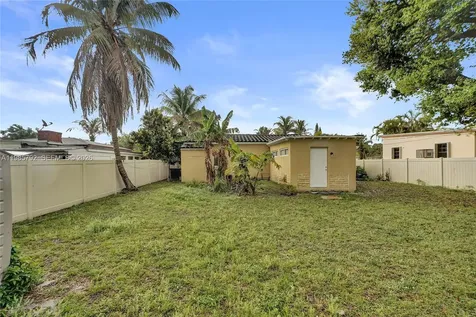 1675 NE 160th Street North Miami Beach FL 33162