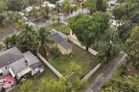 1675 NE 160th Street North Miami Beach FL 33162