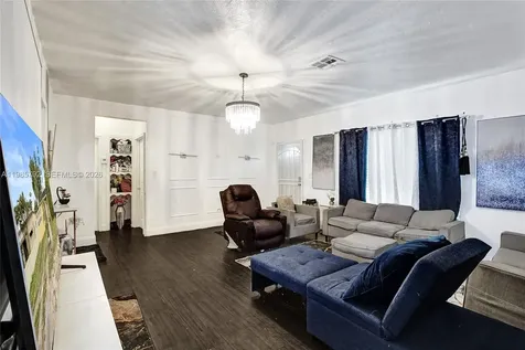 1675 NE 160th Street North Miami Beach FL 33162