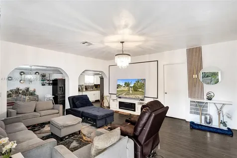 1675 NE 160th Street North Miami Beach FL 33162