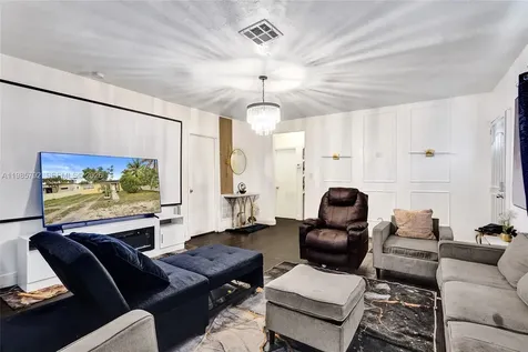 1675 NE 160th Street North Miami Beach FL 33162