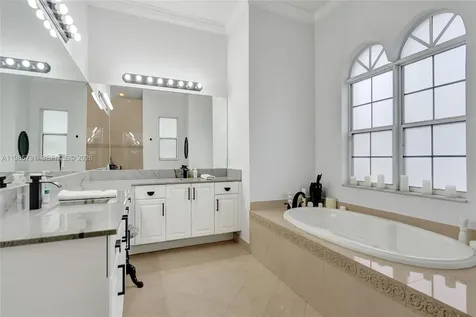 3736 Amelia Island Lane Davie FL 33328