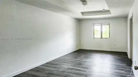 470 NE 194th Terrace Miami FL 33179