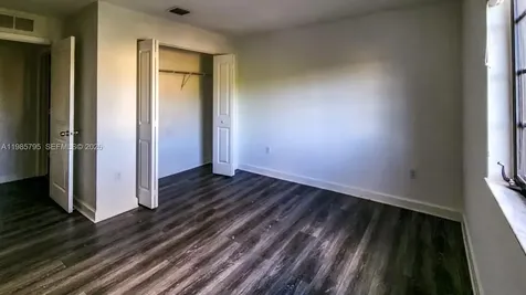 470 NE 194th Terrace Miami FL 33179