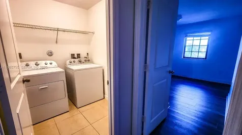 470 NE 194th Terrace Miami FL 33179