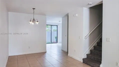 470 NE 194th Terrace Miami FL 33179