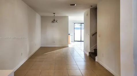 470 NE 194th Terrace Miami FL 33179
