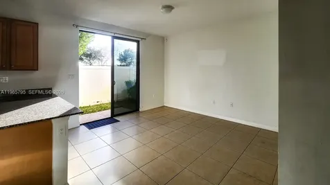 470 NE 194th Terrace Miami FL 33179