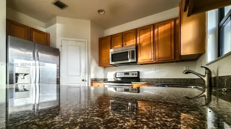 470 NE 194th Terrace Miami FL 33179
