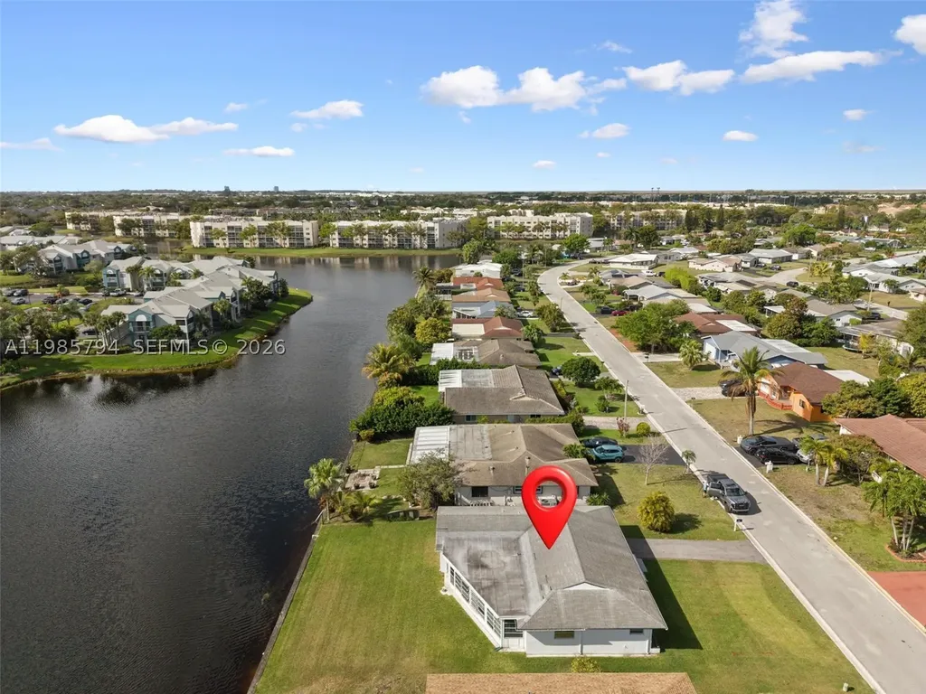 9306 NW 80th Street Tamarac FL 33321