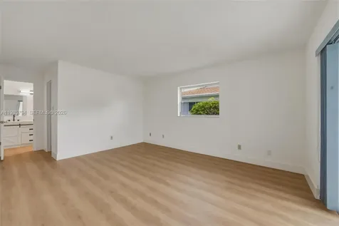 9306 NW 80th Street Tamarac FL 33321