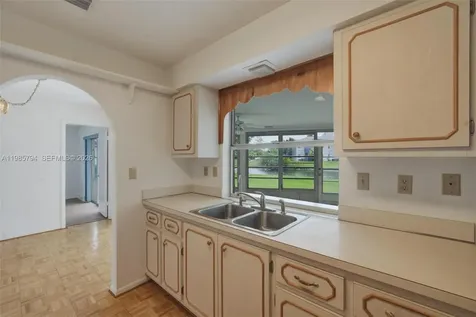 9306 NW 80th Street Tamarac FL 33321