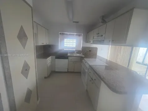 710 SW 99th Court Circle Miami FL 33174