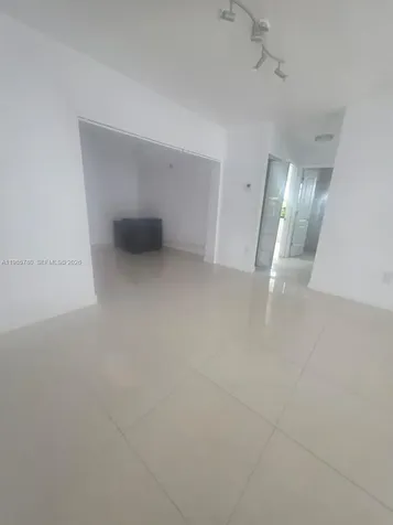 710 SW 99th Court Circle Miami FL 33174