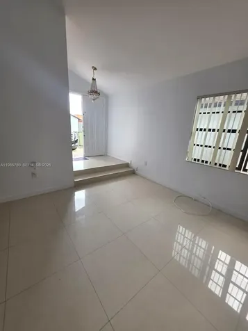 710 SW 99th Court Circle Miami FL 33174