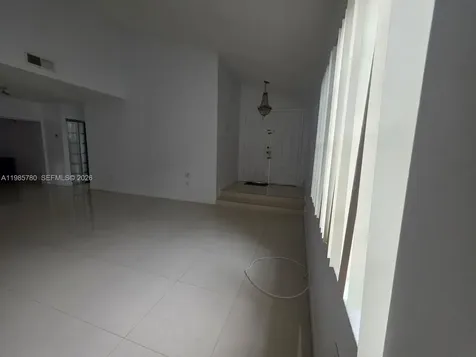 710 SW 99th Court Circle Miami FL 33174