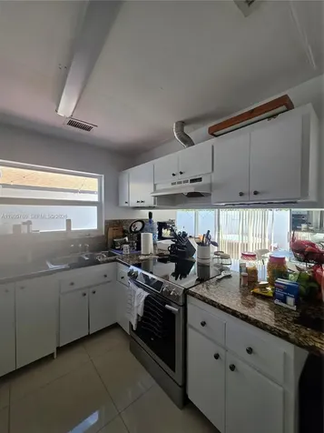 710 SW 99th Court Circle Miami FL 33174
