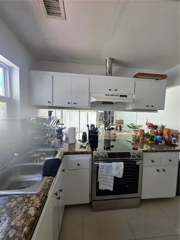 710 SW 99th Court Circle Miami FL 33174