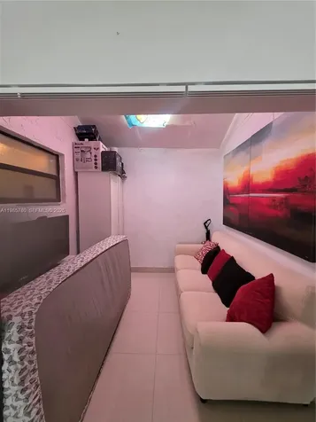 710 SW 99th Court Circle Miami FL 33174