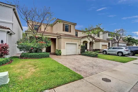760 NE 193rd Terrace Miami FL 33179