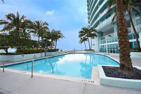 1900 N Bayshore Drive Miami FL 33132