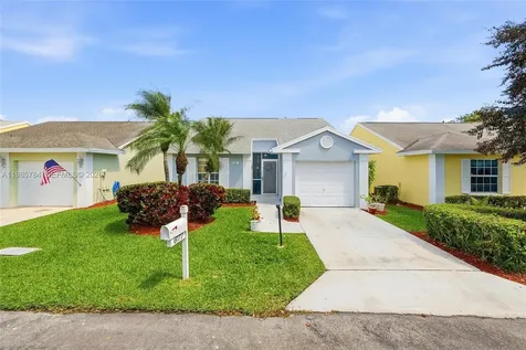 677 SE 22nd Drive Homestead FL 33033