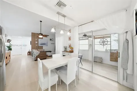 677 SE 22nd Drive Homestead FL 33033