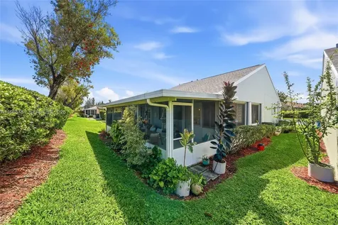 677 SE 22nd Drive Homestead FL 33033