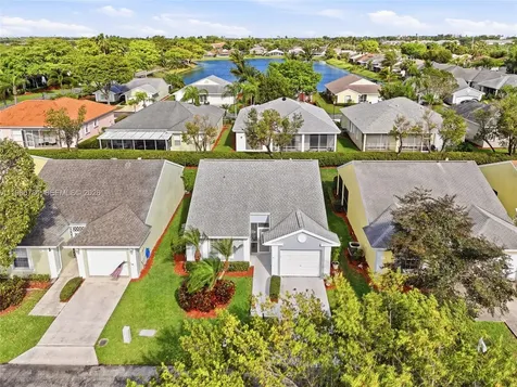 677 SE 22nd Drive Homestead FL 33033